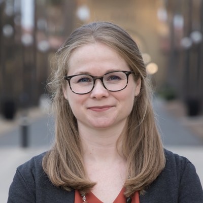 Headshot of Elinor Benami